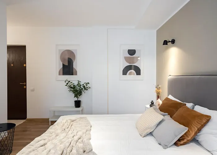 Blush Central Studio